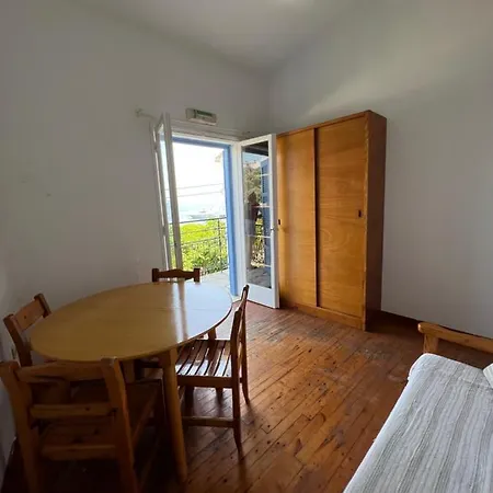 Stratigos Apartamento