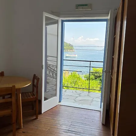 Stratigos * Kalami (Corfu)